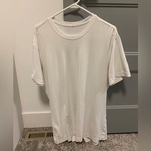 Lululemon fundamental t shirt in white. Great condition